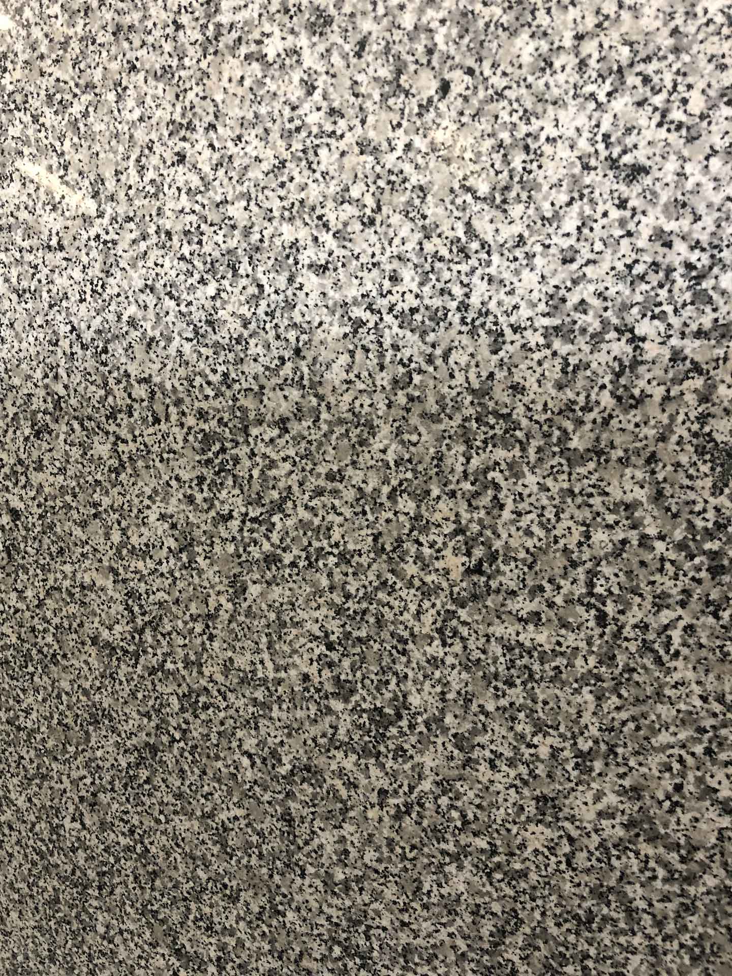 Luna Pearl granite
